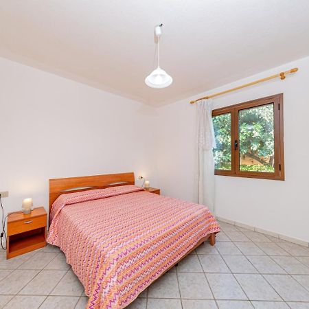 Appartamento Residenziale Trilocale 6 Posti Letto Via Sardegna San Teodoro Сан-Теодоро Екстер'єр фото