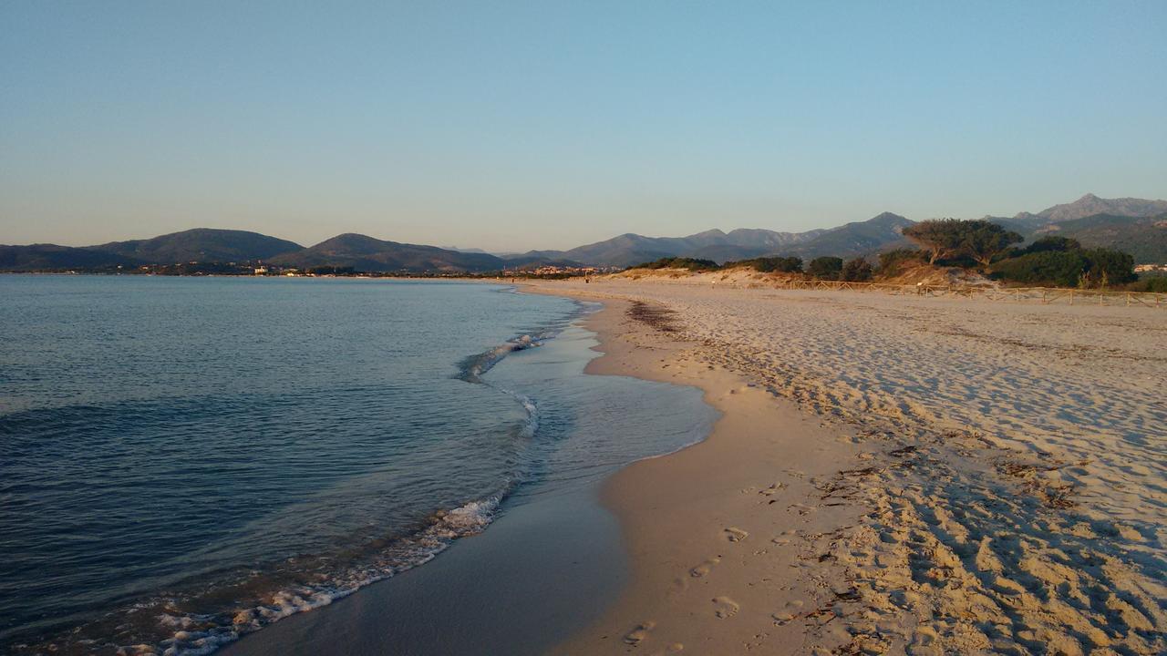 Appartamento Residenziale Trilocale 6 Posti Letto Via Sardegna San Teodoro Сан-Теодоро Екстер'єр фото