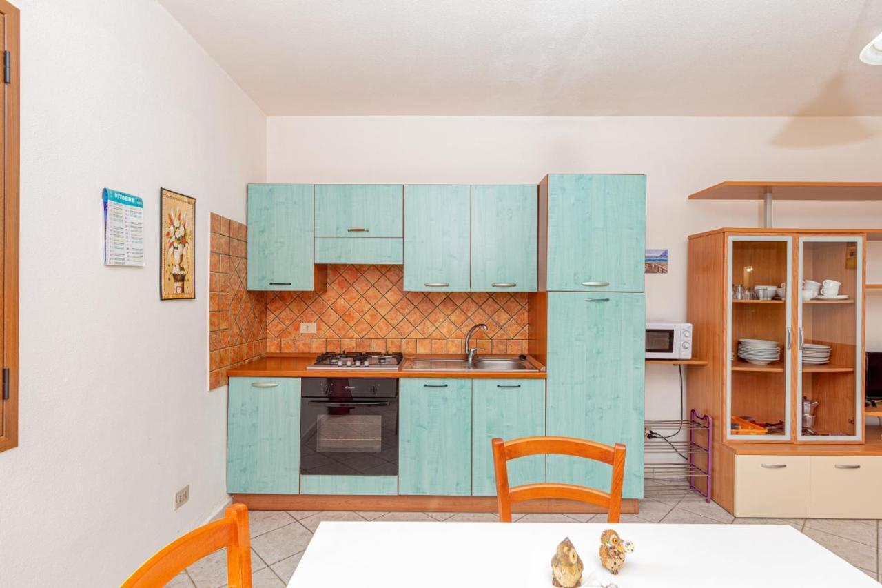 Appartamento Residenziale Trilocale 6 Posti Letto Via Sardegna San Teodoro Сан-Теодоро Екстер'єр фото