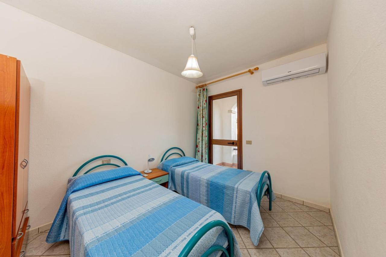 Appartamento Residenziale Trilocale 6 Posti Letto Via Sardegna San Teodoro Сан-Теодоро Екстер'єр фото