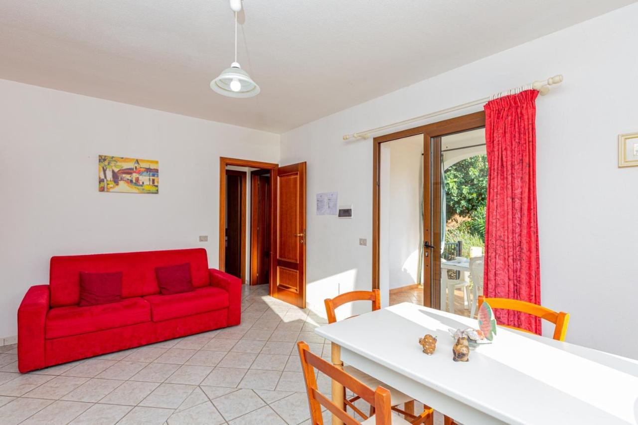 Appartamento Residenziale Trilocale 6 Posti Letto Via Sardegna San Teodoro Сан-Теодоро Екстер'єр фото