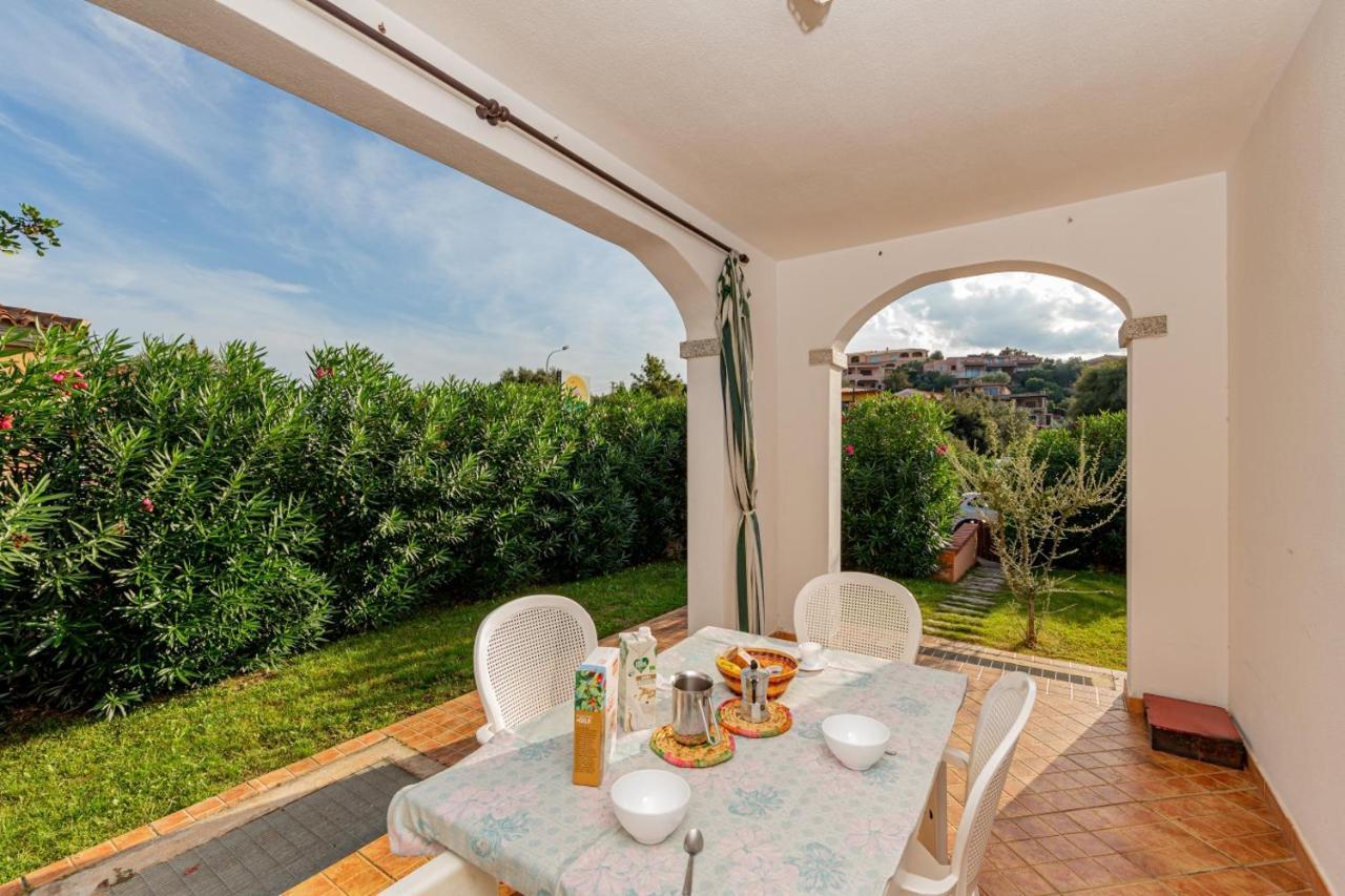 Appartamento Residenziale Trilocale 6 Posti Letto Via Sardegna San Teodoro Сан-Теодоро Екстер'єр фото