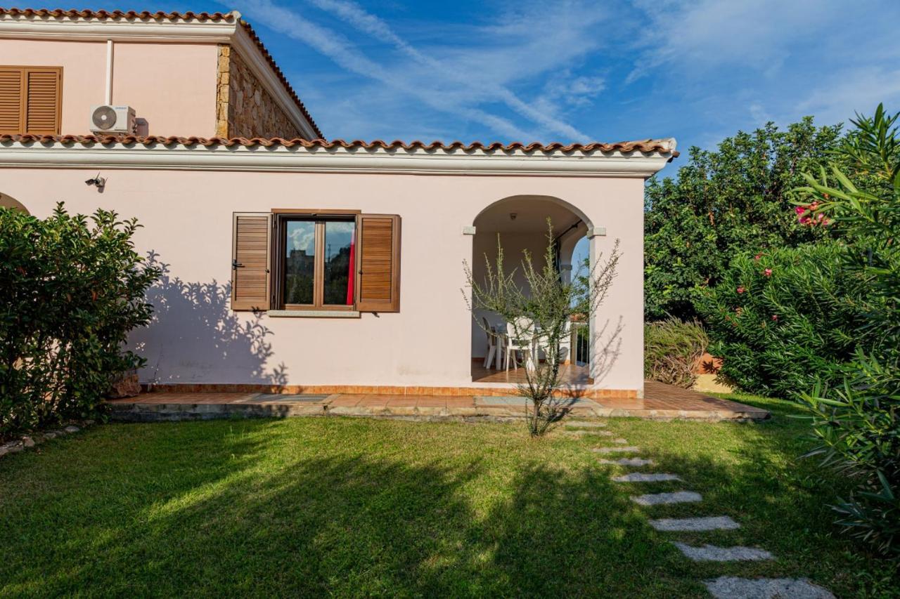 Appartamento Residenziale Trilocale 6 Posti Letto Via Sardegna San Teodoro Сан-Теодоро Екстер'єр фото